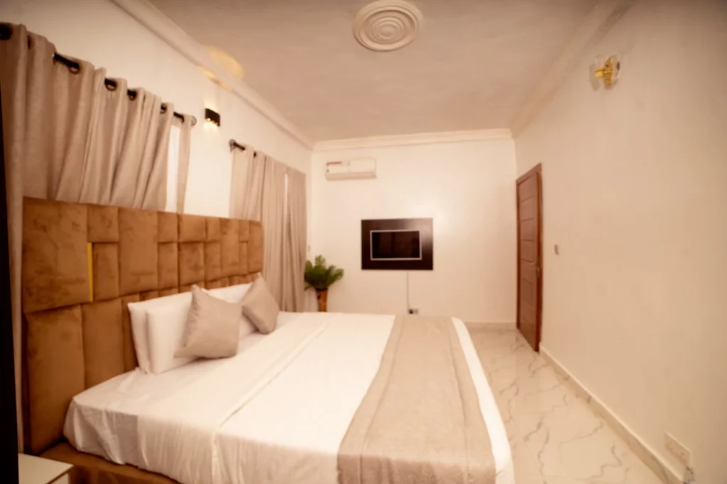 Executive hotel room - lekki